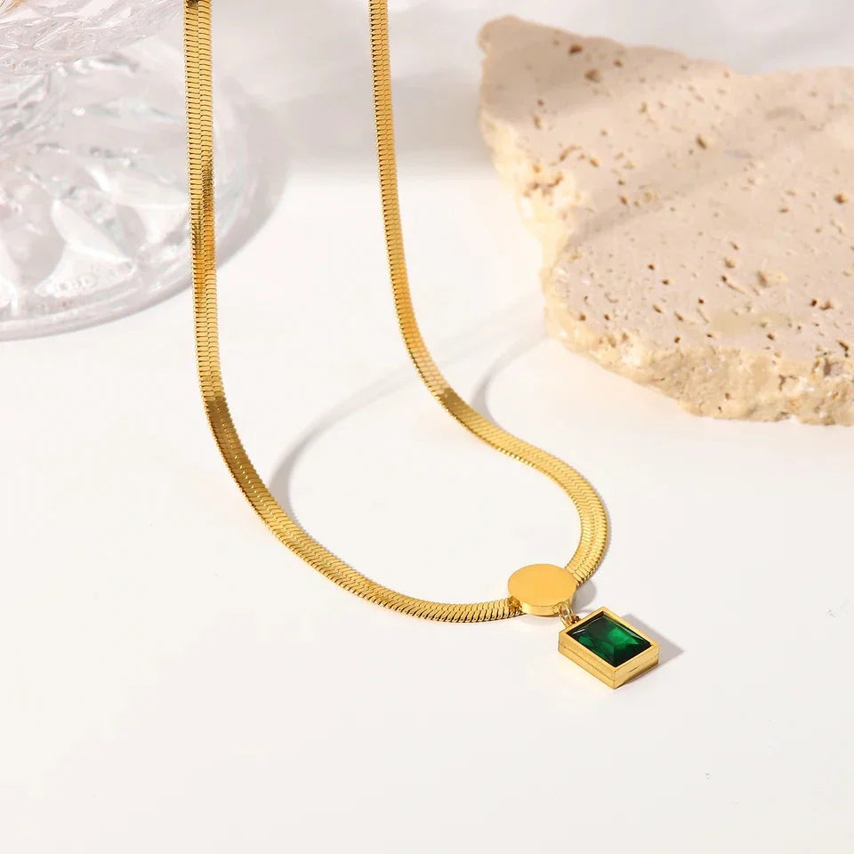 Luxurious Emerald snake chain necklace.