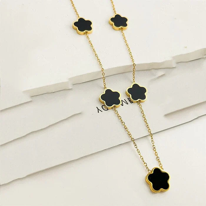 Two Sided B&W 5 Leaf Clover Necklace.