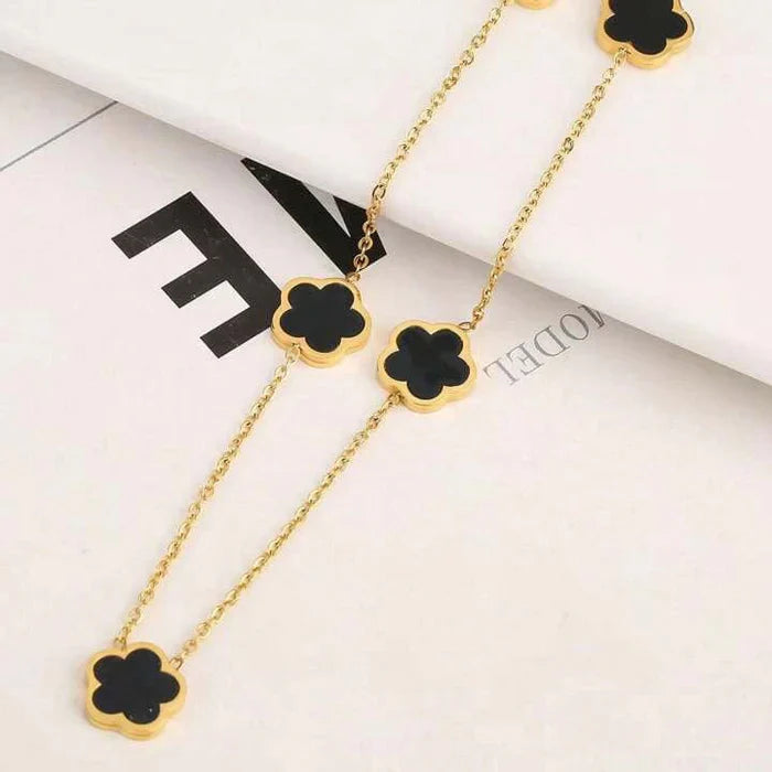 Two Sided B&W 5 Leaf Clover Necklace.